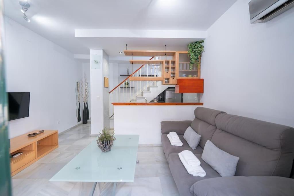 Apartamento Junto A Las Setas De Sevilla Екстер'єр фото